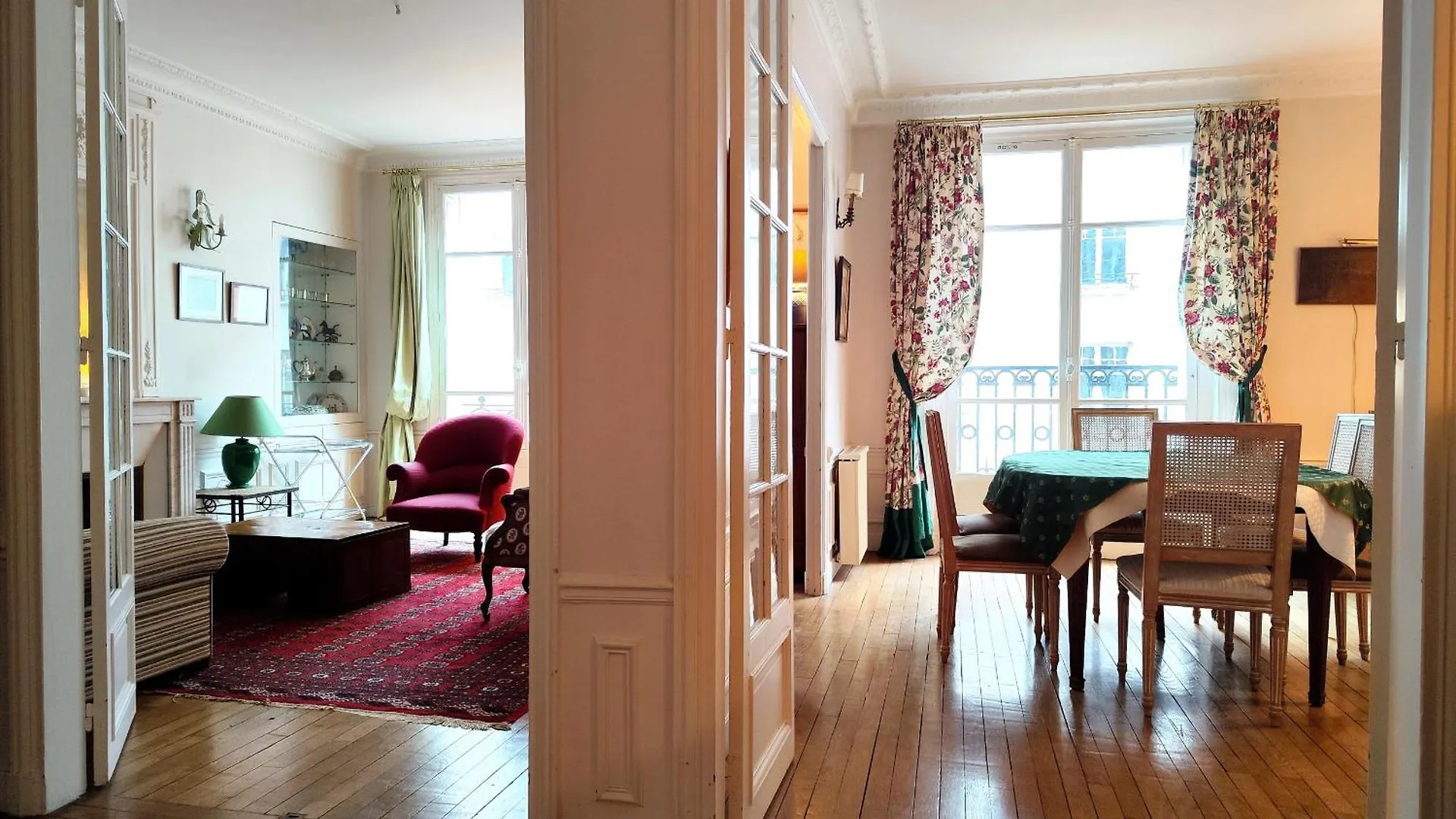 Square Desaix - Paris 15 Apartment
